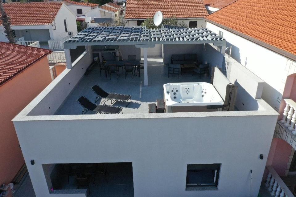Vila Pedinka Villa Vir Luaran gambar