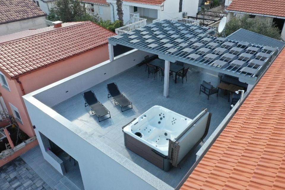 Vila Pedinka Villa Vir Luaran gambar