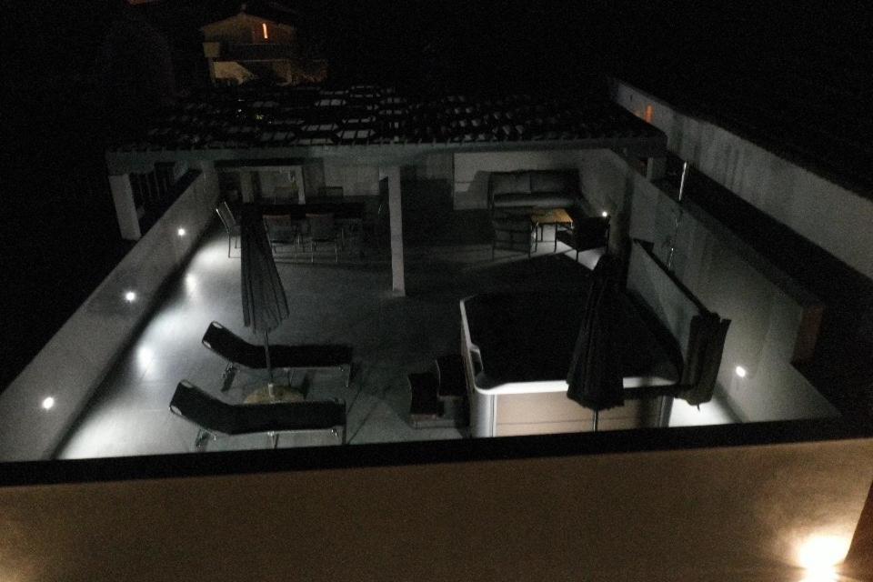 Vila Pedinka Villa Vir Luaran gambar