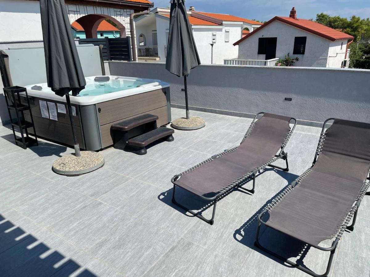 Vila Pedinka Villa Vir Luaran gambar
